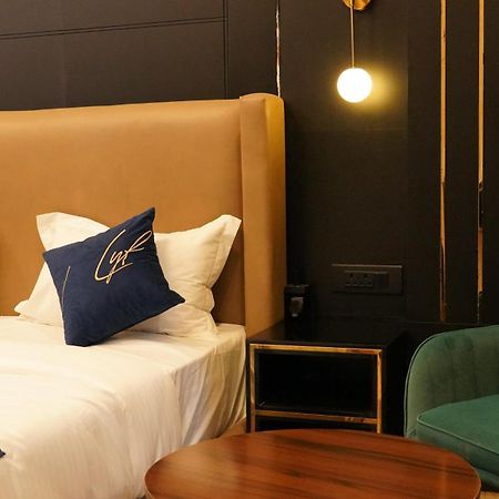 Aquila Grand Suites - Noida Sector 136 Εξωτερικό φωτογραφία