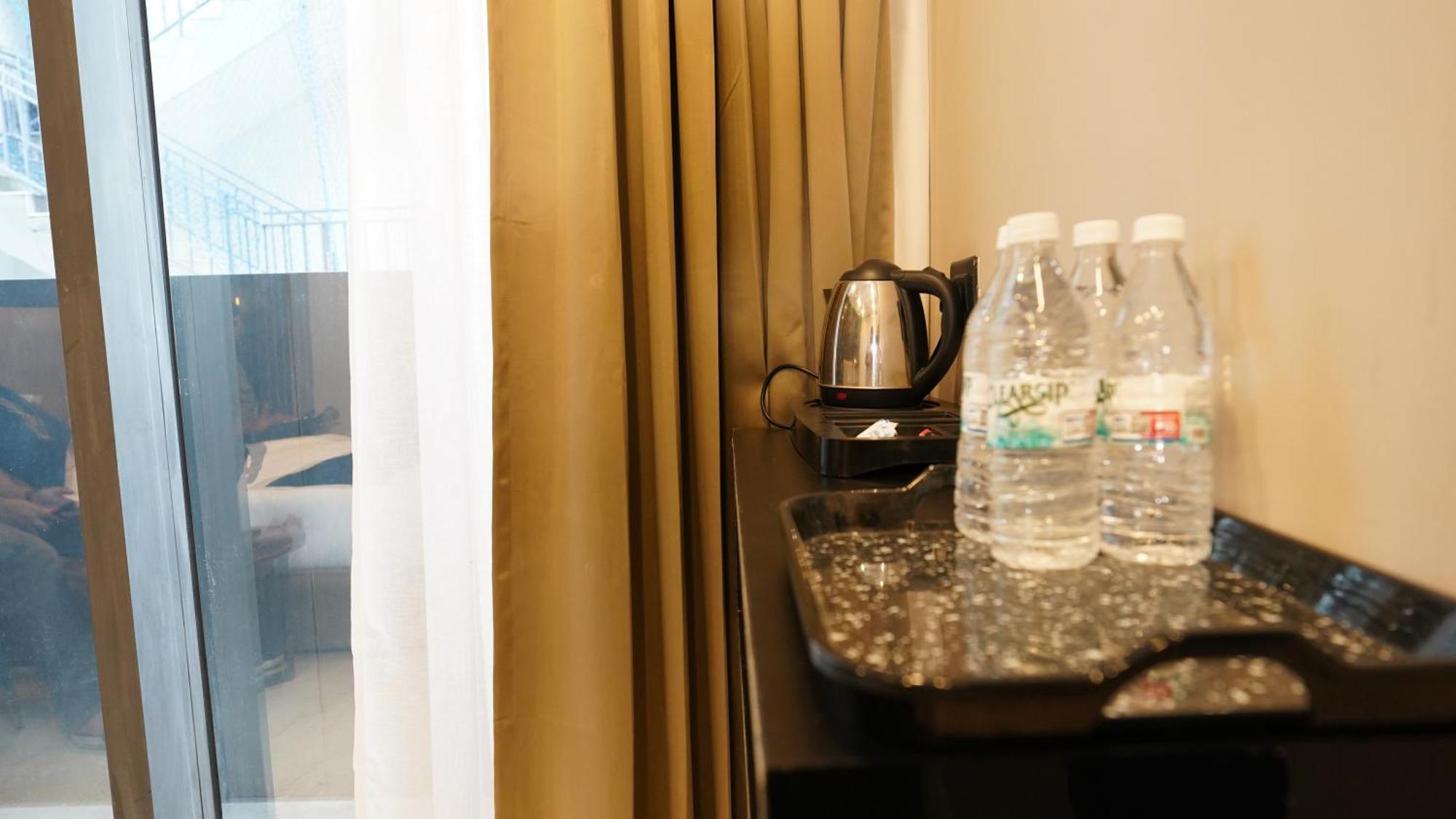 Aquila Grand Suites - Noida Sector 136 Εξωτερικό φωτογραφία