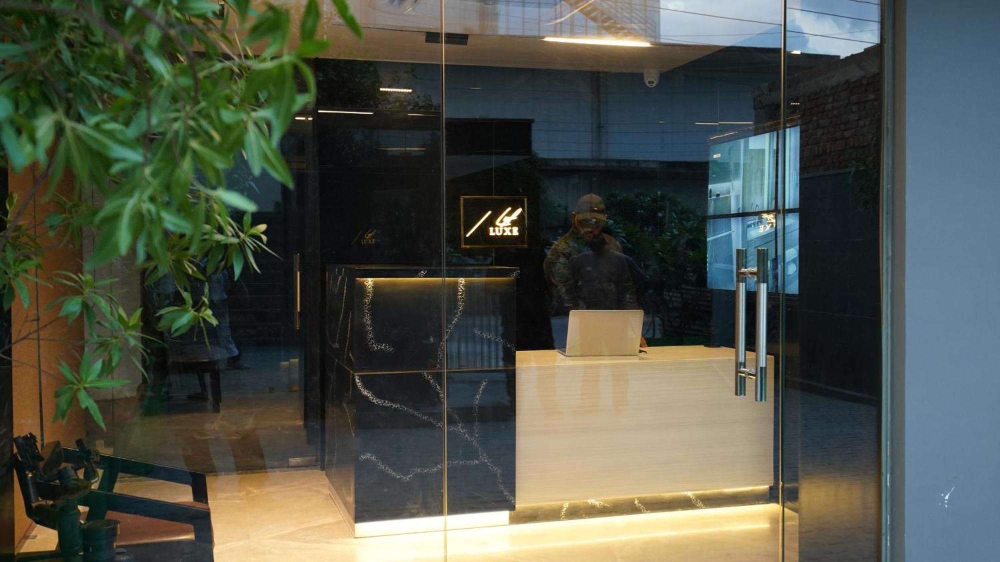 Aquila Grand Suites - Noida Sector 136 Εξωτερικό φωτογραφία