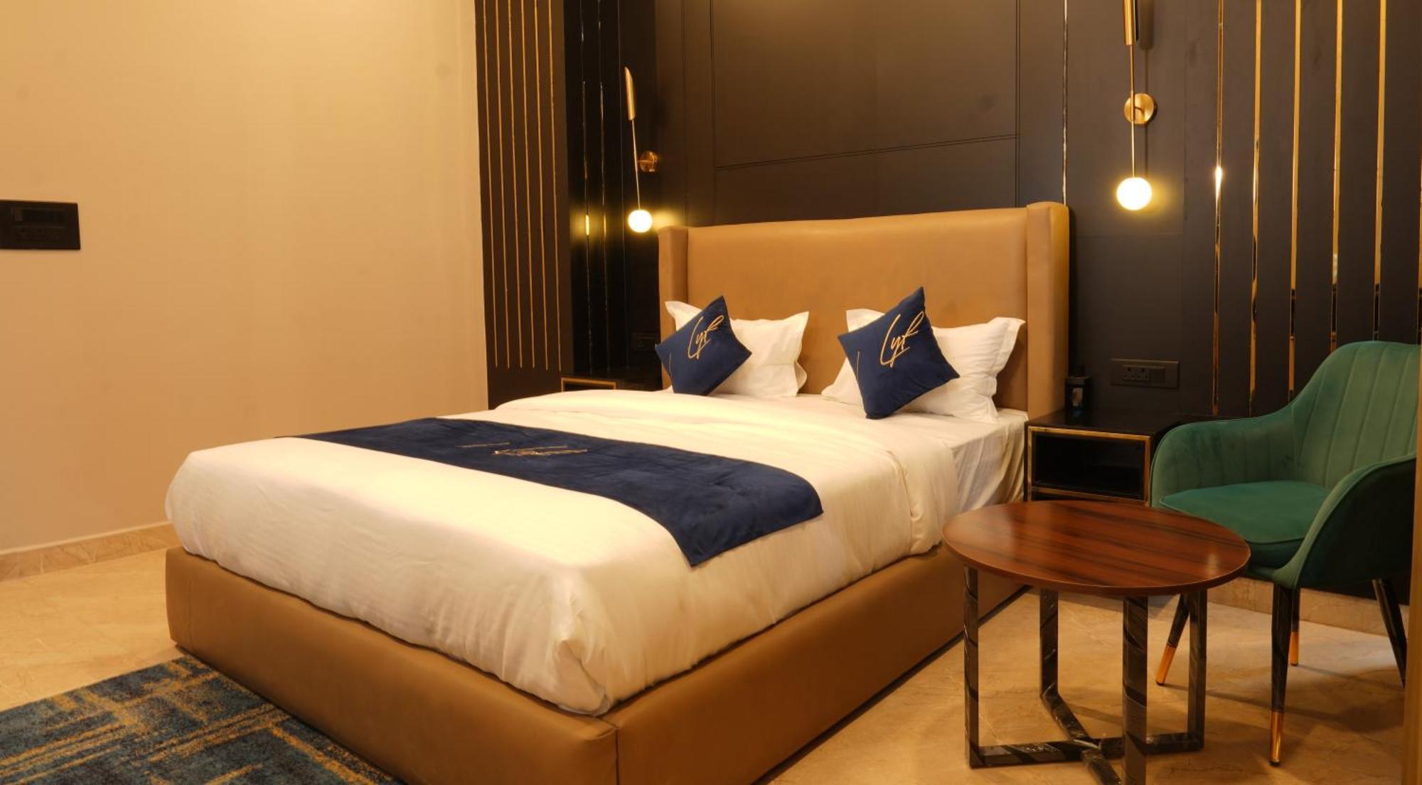 Aquila Grand Suites - Noida Sector 136 Εξωτερικό φωτογραφία