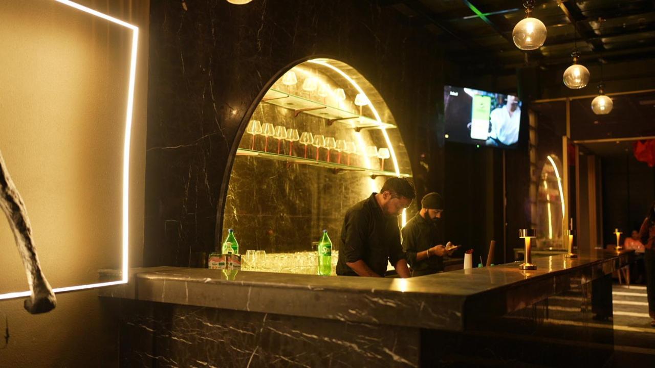 Aquila Grand Suites - Noida Sector 136 Εξωτερικό φωτογραφία