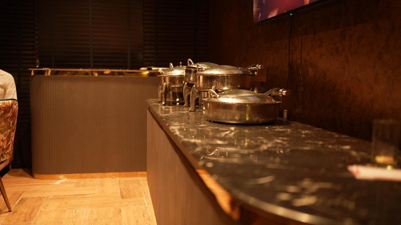 Aquila Grand Suites - Noida Sector 136 Εξωτερικό φωτογραφία