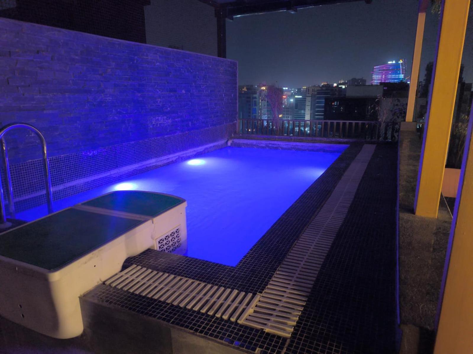 Aquila Grand Suites - Noida Sector 136 Εξωτερικό φωτογραφία